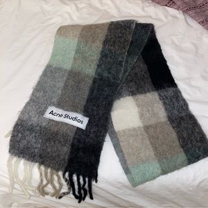 AUTHENTIC Acne Wool Scarf